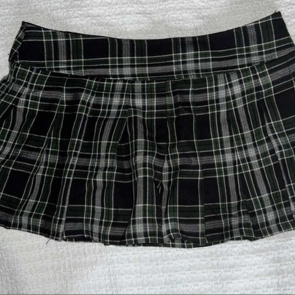 Green Lip Service skirt